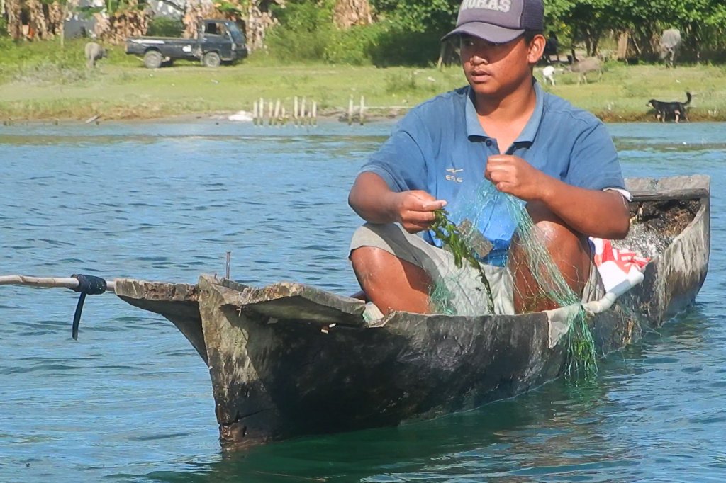 Batak fisherman in solu